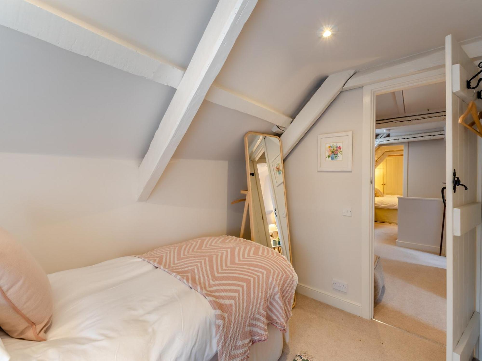 Jasmine Cottage อัลน์มัธ ภายนอก รูปภาพ